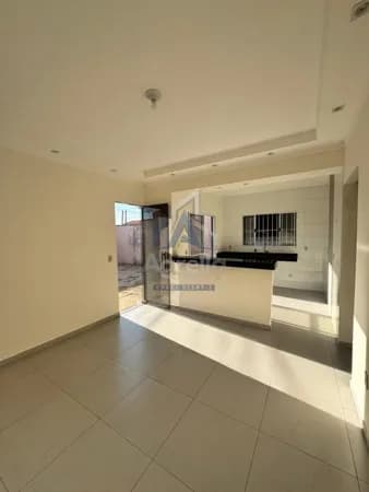 CASA COM 3 DORMITÓRIOS SENDO 1 SUÍTE SALA E COZINHA INTEGRADAS 3 VAGAS DE GARAGEM ACEITA FINANCIAMENTO E PERMUTA