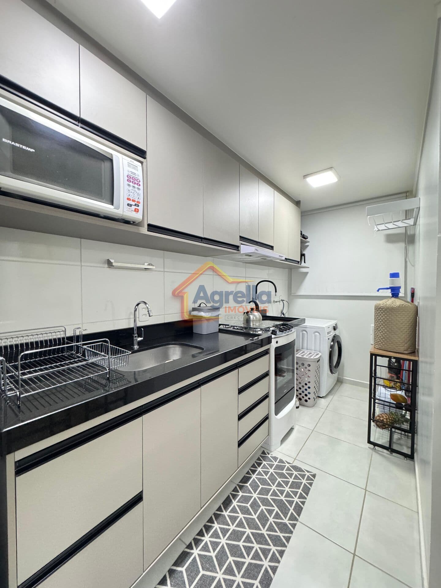 APARTAMENTO TÉRREO COM PLANEJADOS À VENDA NO PORTAL VILA DAS BORBOLETAS