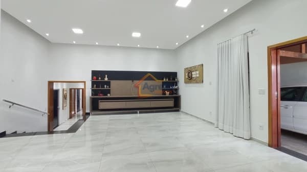 Casa em Mogi Mirim - Jardim Bi-Centenário