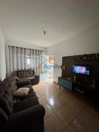 Casa em Mogi Guaçu - Jardim Veneza