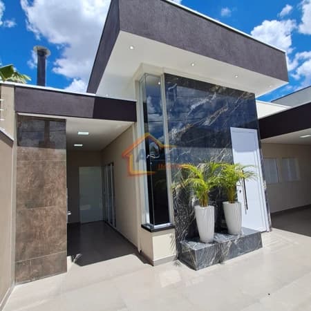 Casa em Mogi Guaçu - Jardim Maria Mendes