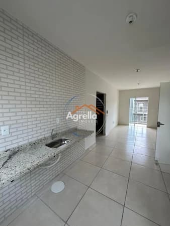 Casa de Condomínio em Mogi Mirim - Jardim Scomparim