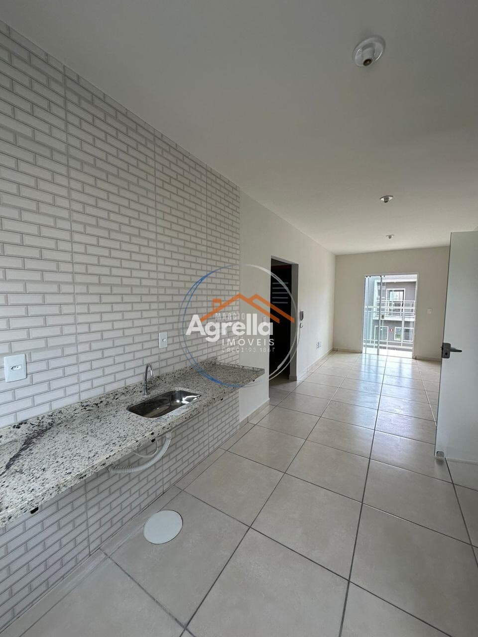 Casa de Condomínio em Mogi Mirim - Jardim Scomparim