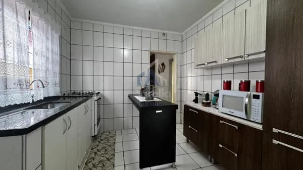 CASA TÉRREA COM SUÍTE À VENDA NO MIRANTE - MOGI MIRIM/SP