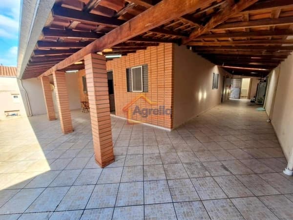 Casa em Mogi Mirim - Jardim Sbeghen