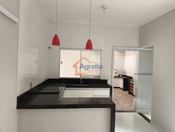 Casa em Mogi Guaçu - Residencial Lagoa Azul
