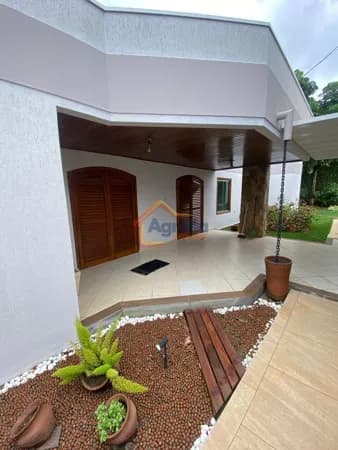 CASA TÉRREA COM PISCINA AQUECIDA EM BAIRRO EM MOGI GUAÇU/SP COM 3 SUÍTES E ÁREA GOURMET