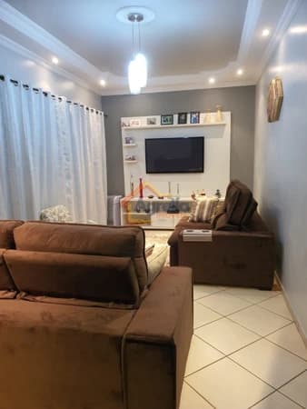 Casa em Mogi Guaçu - Jardim São José