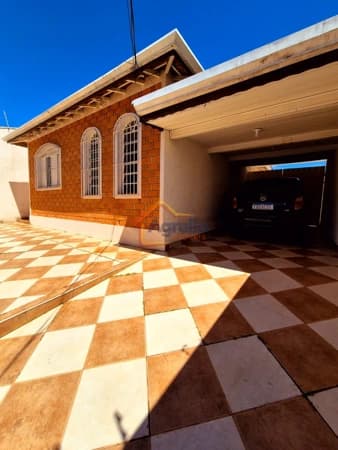 Casa em Mogi Mirim - Conjunto Residencial Anselmo Lopes Bueno