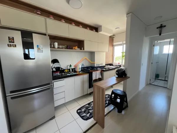 APARTAMENTO À VENDA COM 2 DORMITÓRIOS, ÚLTIMO ANDAR, VISTA PARA PISCINA E CONDOMÍNIO COMPLETO EM MOGI GUAÇU