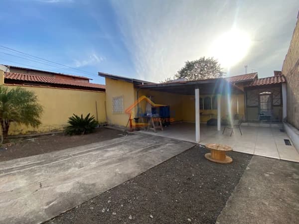 Casa em Mogi Mirim - Vila Santa Luzia
