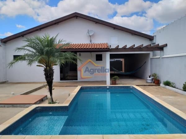 Casa em Mogi Mirim - Jardim Nazareth