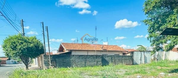 Lote/Terreno em Mogi Mirim - Jardim Silvania