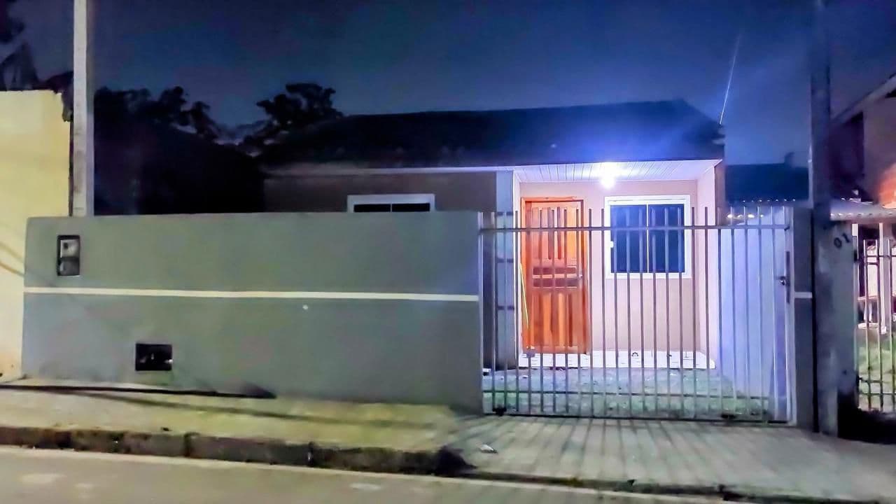 Casa em Vila dos Comerciários, Paranaguá/PR
