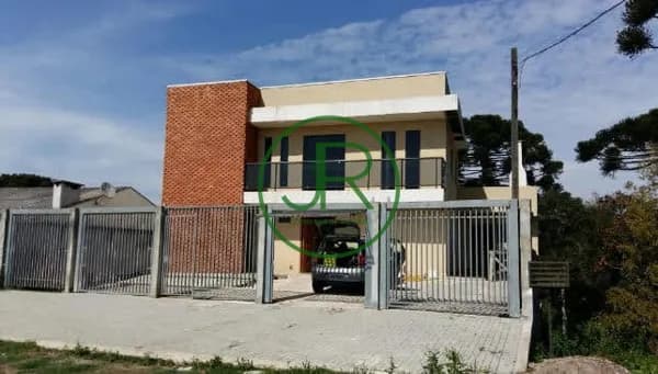 SOBRADO TRIPLEX