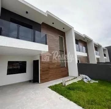 Sobrado à venda no Balneário Praia De Leste em Pontal do Paraná/PR