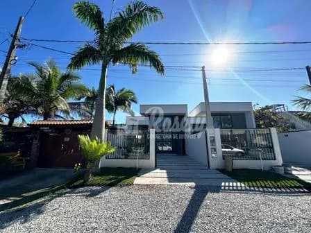 Casa à venda no bairro Balneário Marissol em Pontal do Paraná/PR