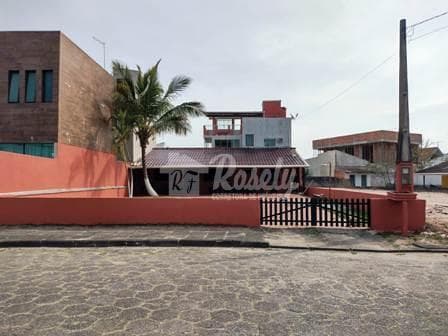 Sobrado à venda no Balneário Canoas em Pontal do Paraná/PR