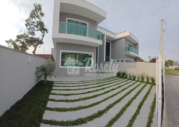 Sobrado à venda no Balneário Canoas em Pontal do Paraná/PR