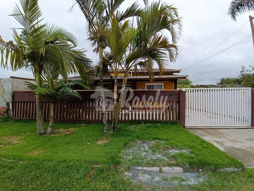 Casa à venda no Balneário Shangri-Lá em Pontal do Paraná/PR