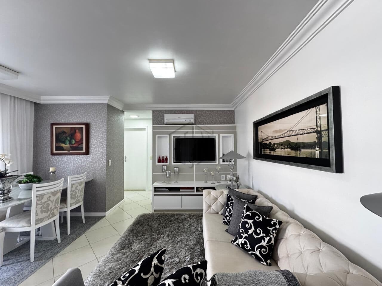 Apartamento Padrão à venda no bairro Estreito em Florianópolis/SC