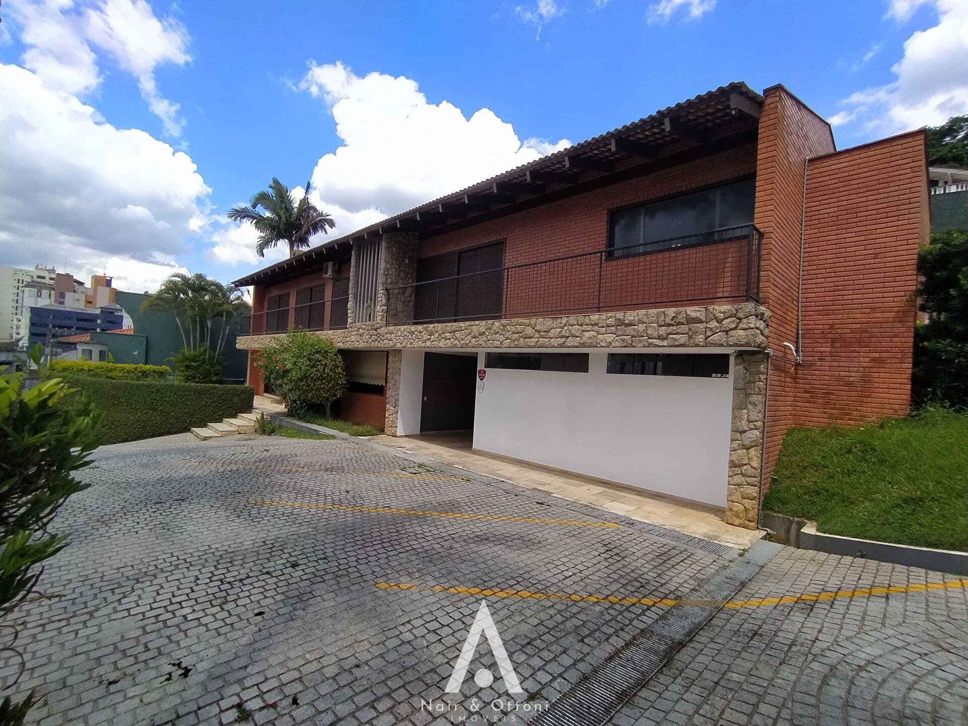 Casa Comercial para locação no centro de Blumenau