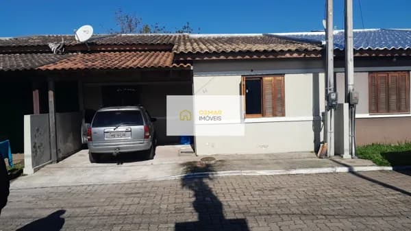 Casa de alvenaria em condomínio no bairro São Judas em Gravataí