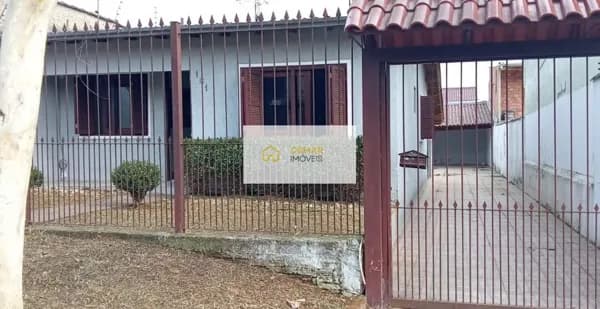Casa de alvenaria com 2 dormitórios no bairro Vera Cruz em Gravataí.