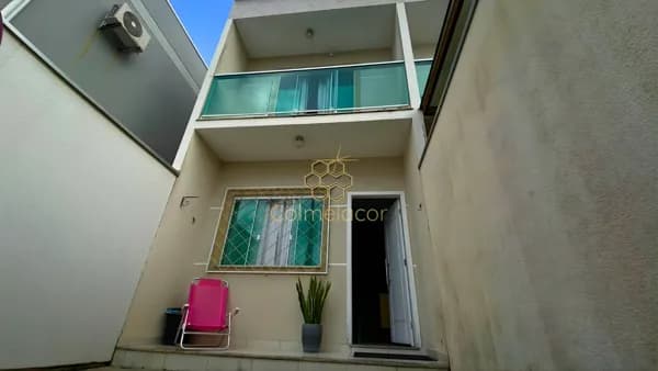 SOBRADO CAMBORIÙ - BAIRRO RIO PEQUENO