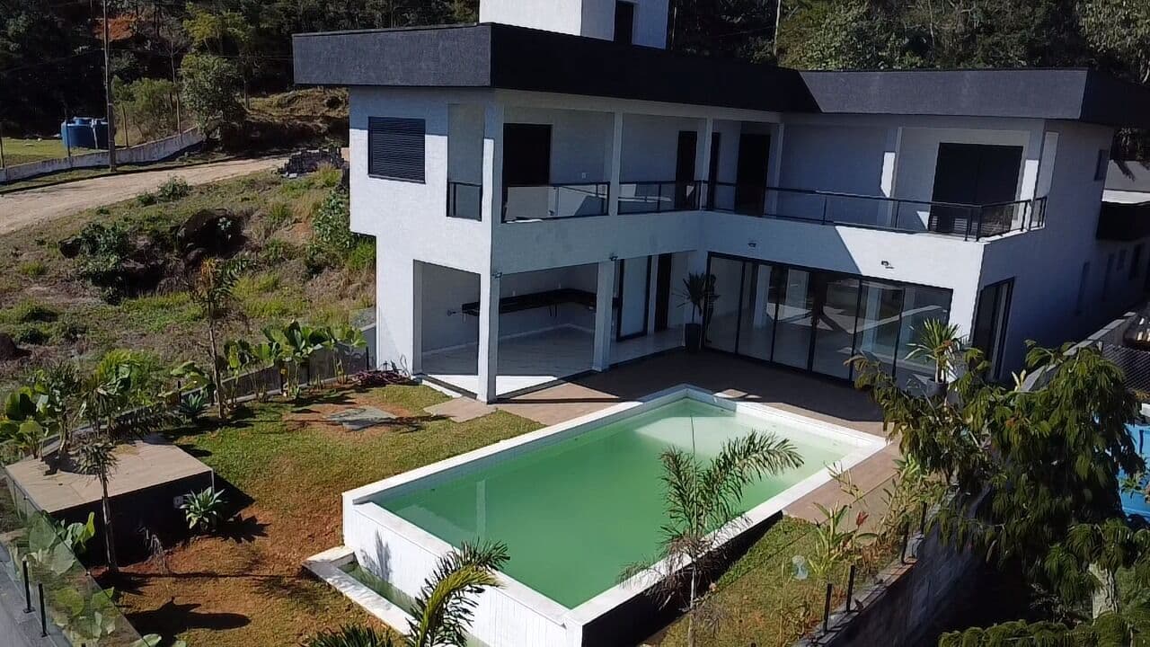 Casa em Atibaia - Rio Abaixo
