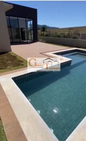 Casa em Condomínio para Venda em Tanque Atibaia-SP