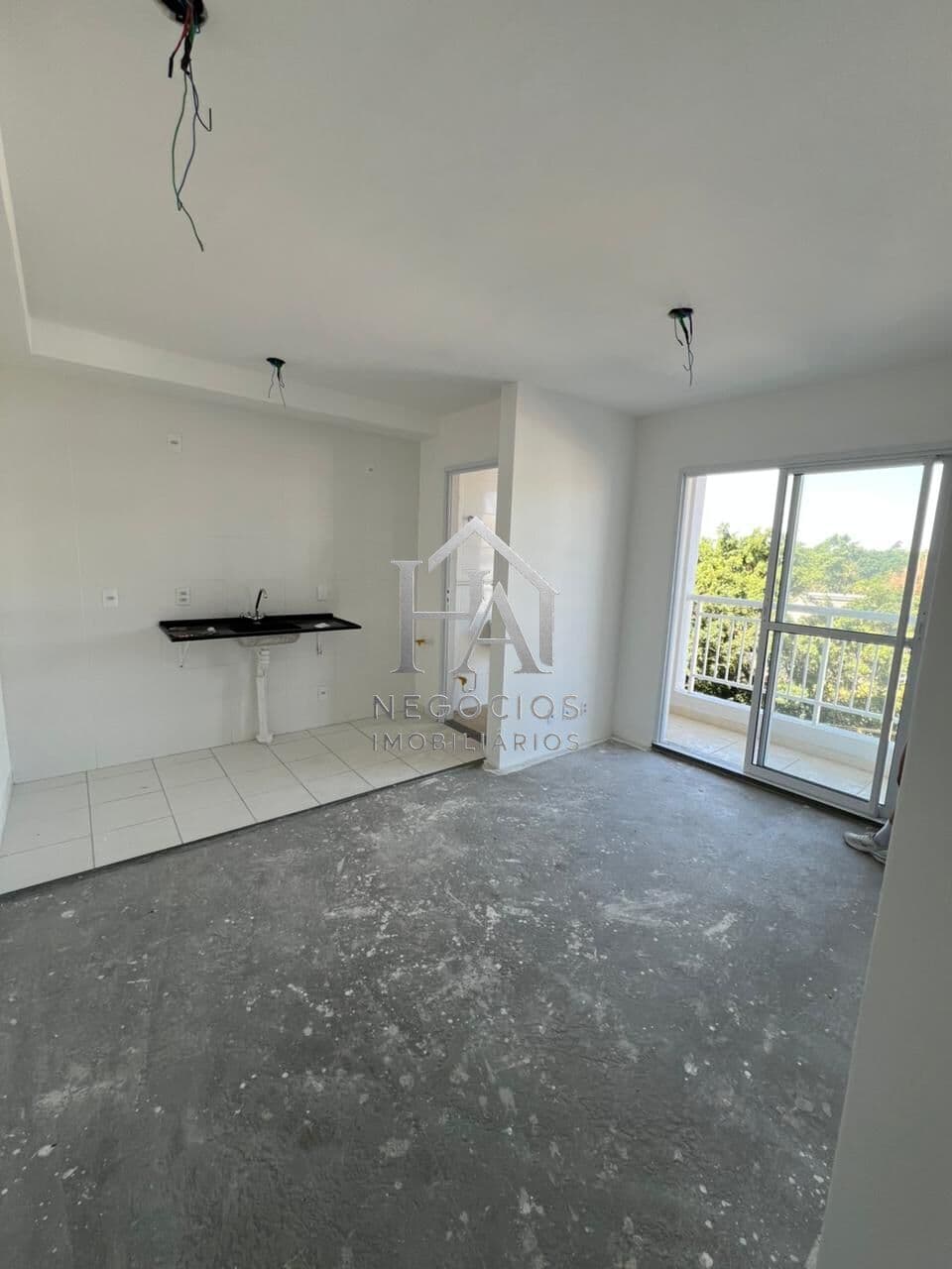 Apartamento á venda no Condomínio Lazer e Vida, Bonsucesso, Guarulhos - SP