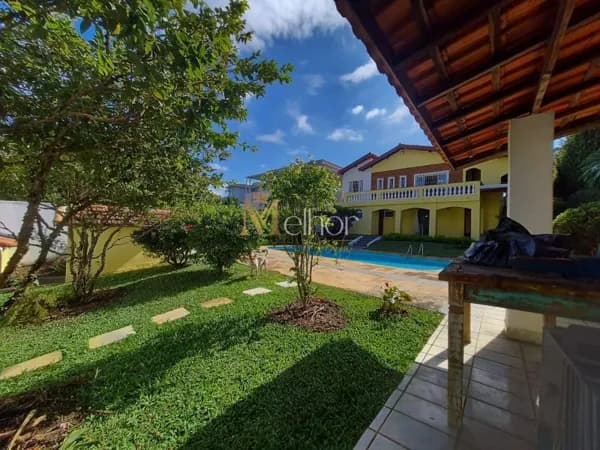 Casa Térrea com Alma e Personalidade – Jardim Paulista, Atibaia/SP