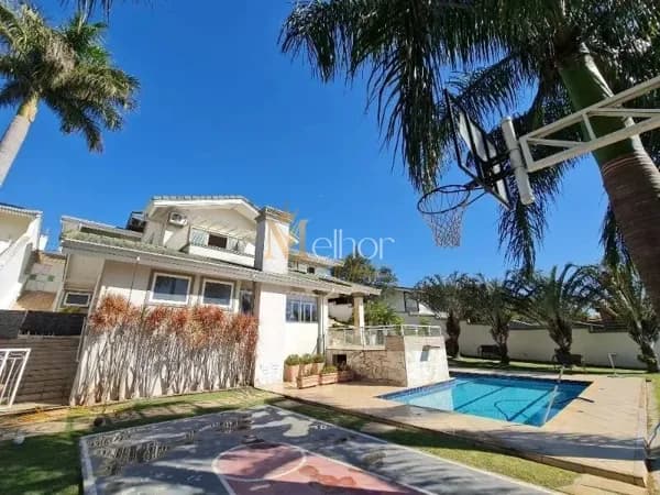 Casa de Alto Padrão à Venda – Condomínio Flamboyant, Atibaia/SP