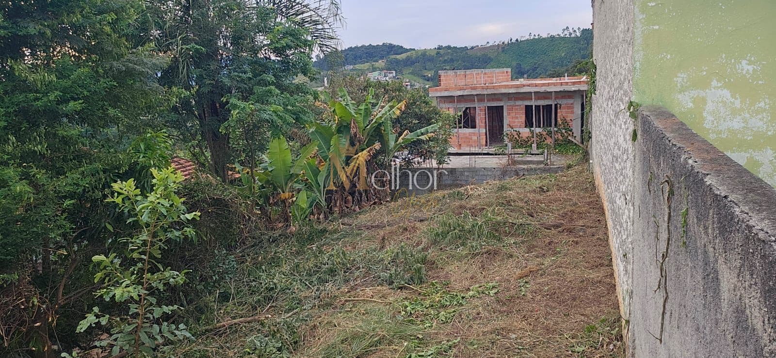 🌿 Terreno à venda no coração de Nazaré Paulista!