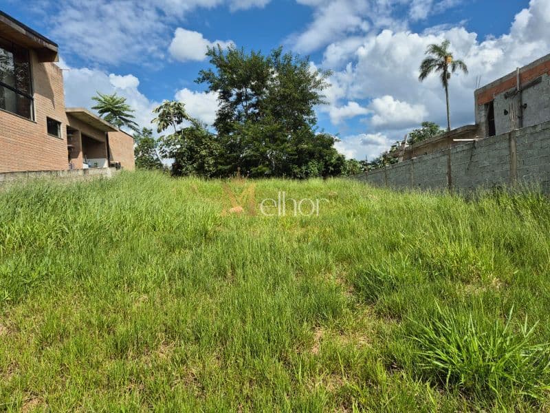 Terreno à Venda – Condomínio Floresta – Bom Jesus dos Perdões/SP
