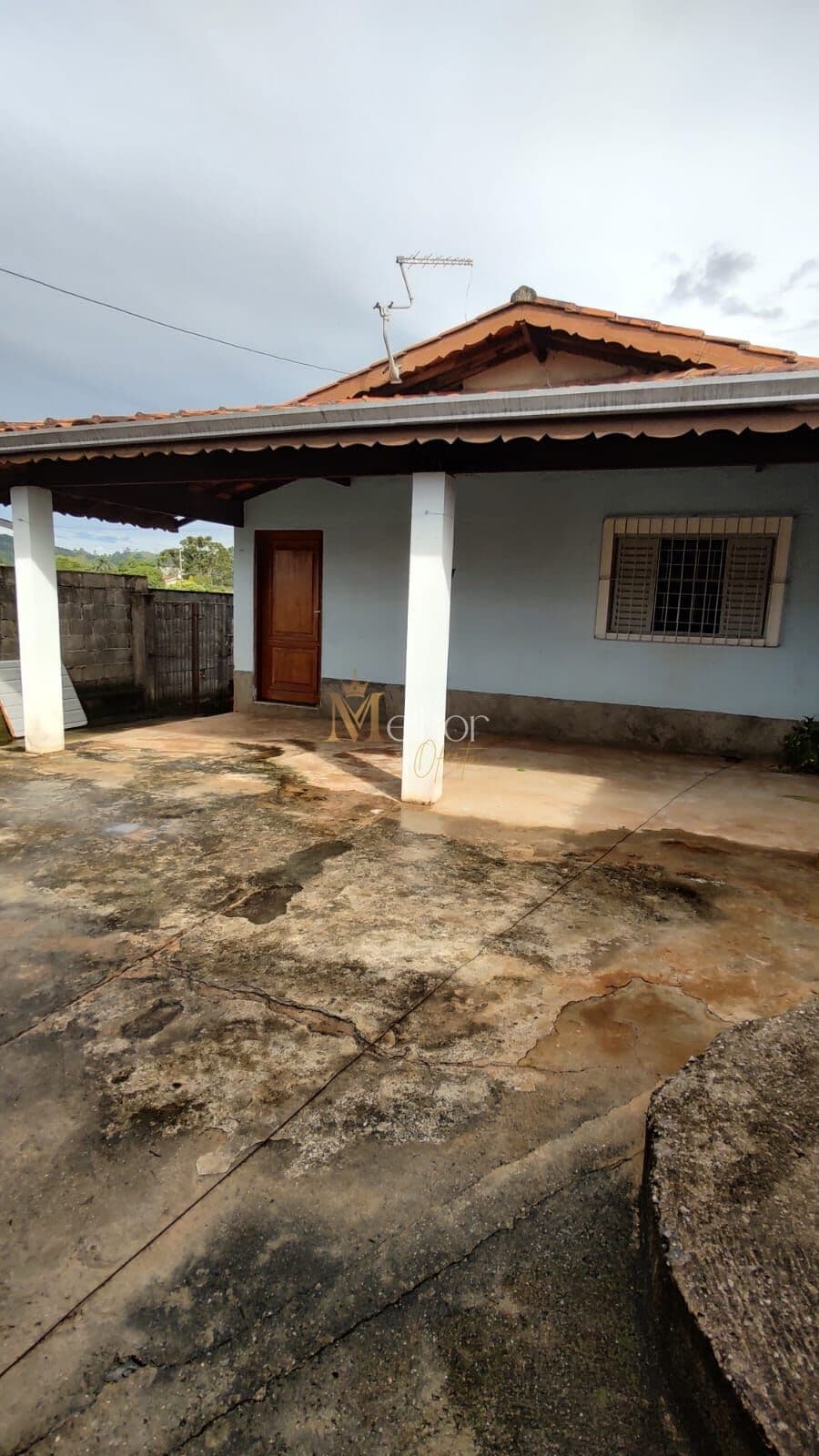 🏡 Casa de Médio Padrão à Venda – Bairro Santa Helena