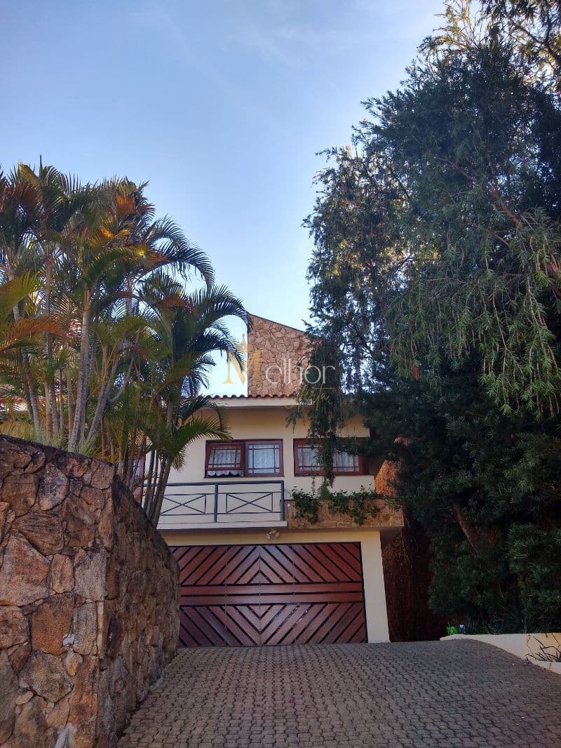 CASA DE LUXO NO CONDOMÍNIO OSATO – ATIBAIA