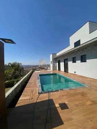Casa de alto padrão à venda no Condomínio Campos do Conde em Bragança Paulista com 4 suítes