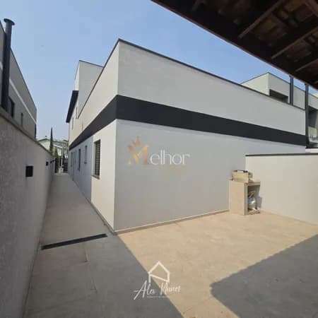 🏡 Casa Moderna à Venda – Vila Petrópolis, Atibaia/SP