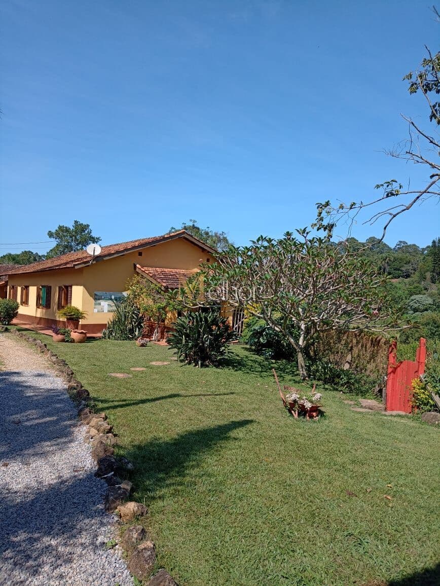 Chácara em Bom Retiro dos Mourão, Bragança Paulista/SP