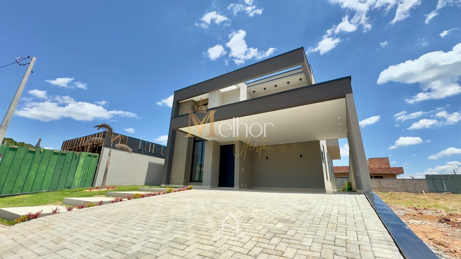 Casa Moderna à Venda em Residencial Teriva Vista da Serra