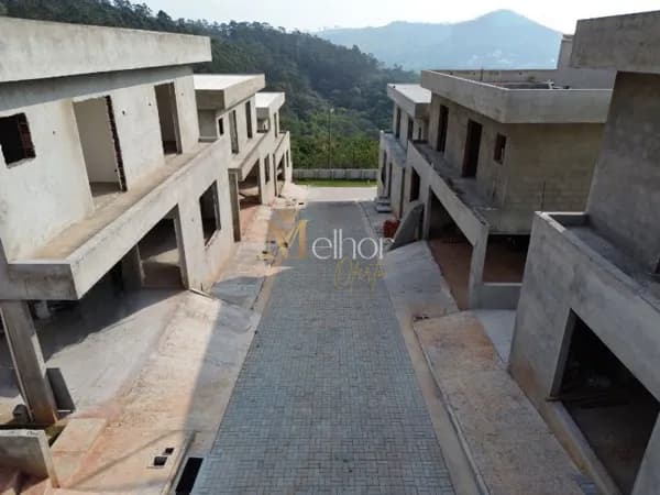 VILLAGGIO TRAMONTO – CASAS EXCLUSIVAS DE ALTO PADRÃO EM ATIBAIA