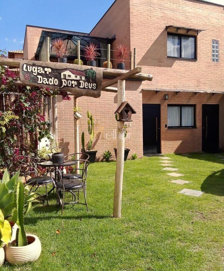 Casa Padrão com 5 Quartos e 5 banheiros à Venda - Jardim dos Pinheiros, Atibaia/SP