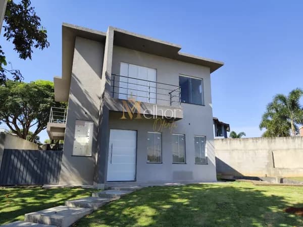 🏡 Moderna, espaçosa e com vista encantadora – essa casa no Terras de Atibaia I está esperando por você!