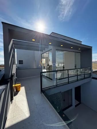 Casa Sobrado **A OPORTUNIDADE QUE VOCÊ ESPERAVA!**