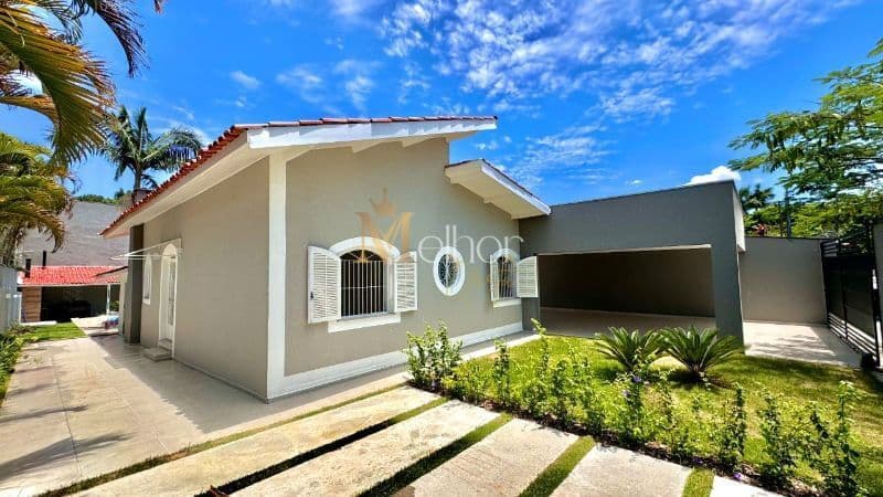 RESIDÊNCIA ENCANTADORA NO MORUMBI – ATIBAIA