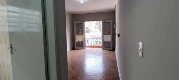Prédio Comercial/Residencial Uso Misto – Av. Lucas Nogueira Garcez, Atibaia/SP