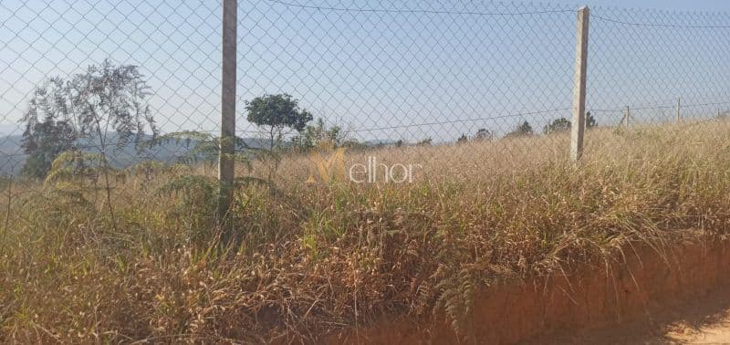 Terreno à Venda em Atibaia – 1.000 m² | Linda Vista para a Pedra Grande