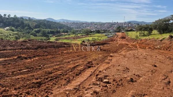 Lote à Venda – Bom Jesus dos Perdões | 200 m² | Financiamento Direto